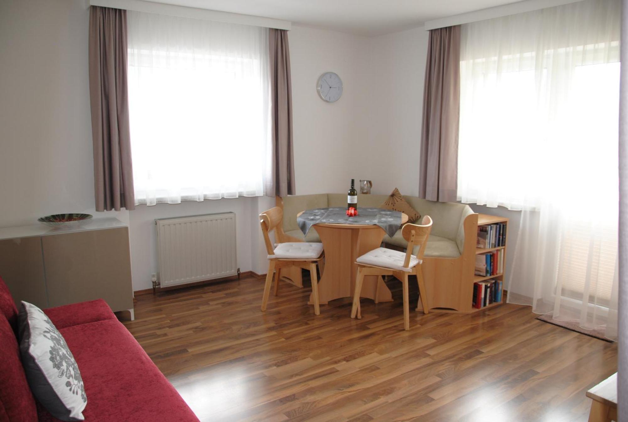 Haus Wohleb Lägenhet Fulpmes Exteriör bild